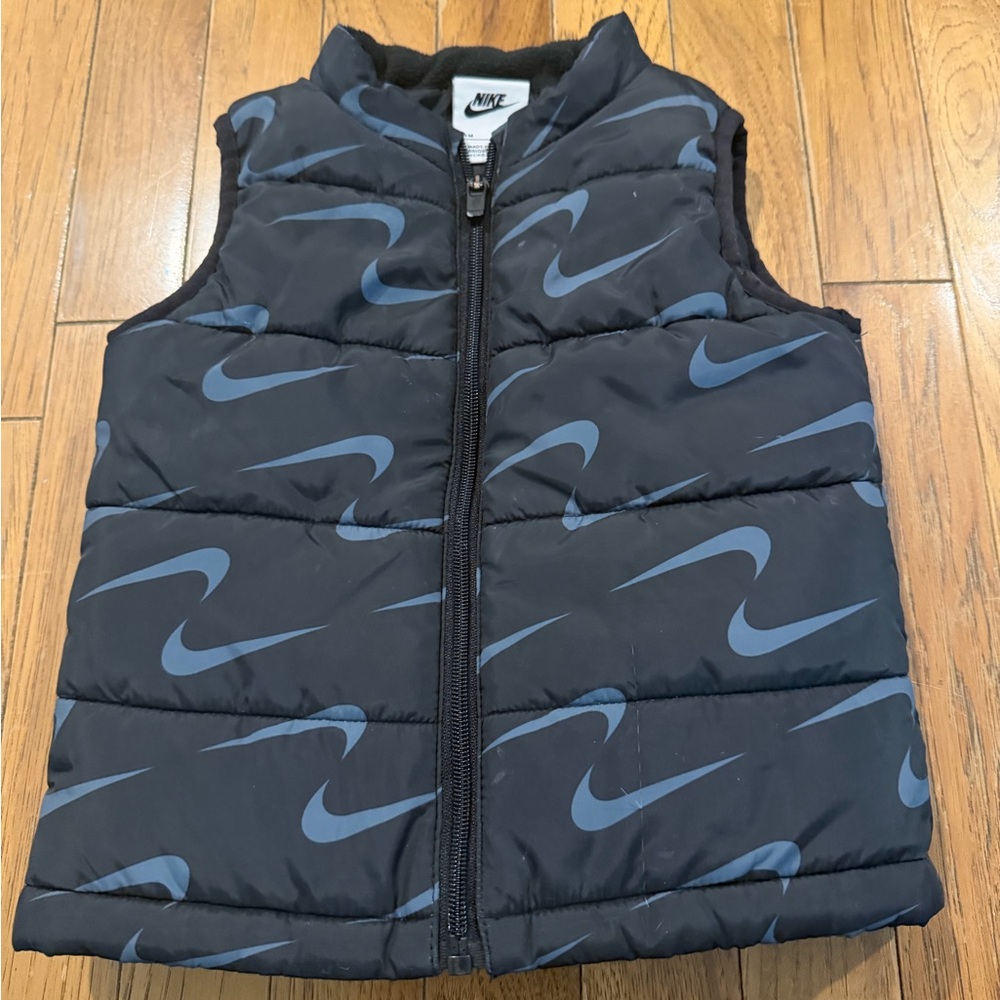Nike Kids Black Puffer Vest